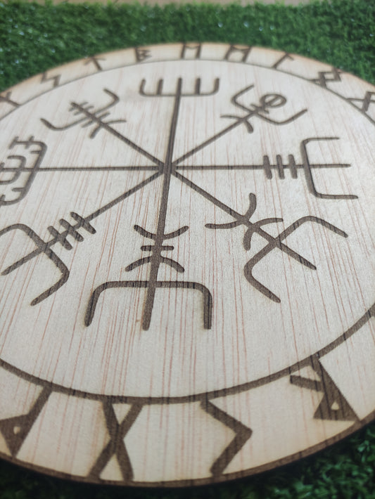 Vegvisir - Brújula nórdica con runas