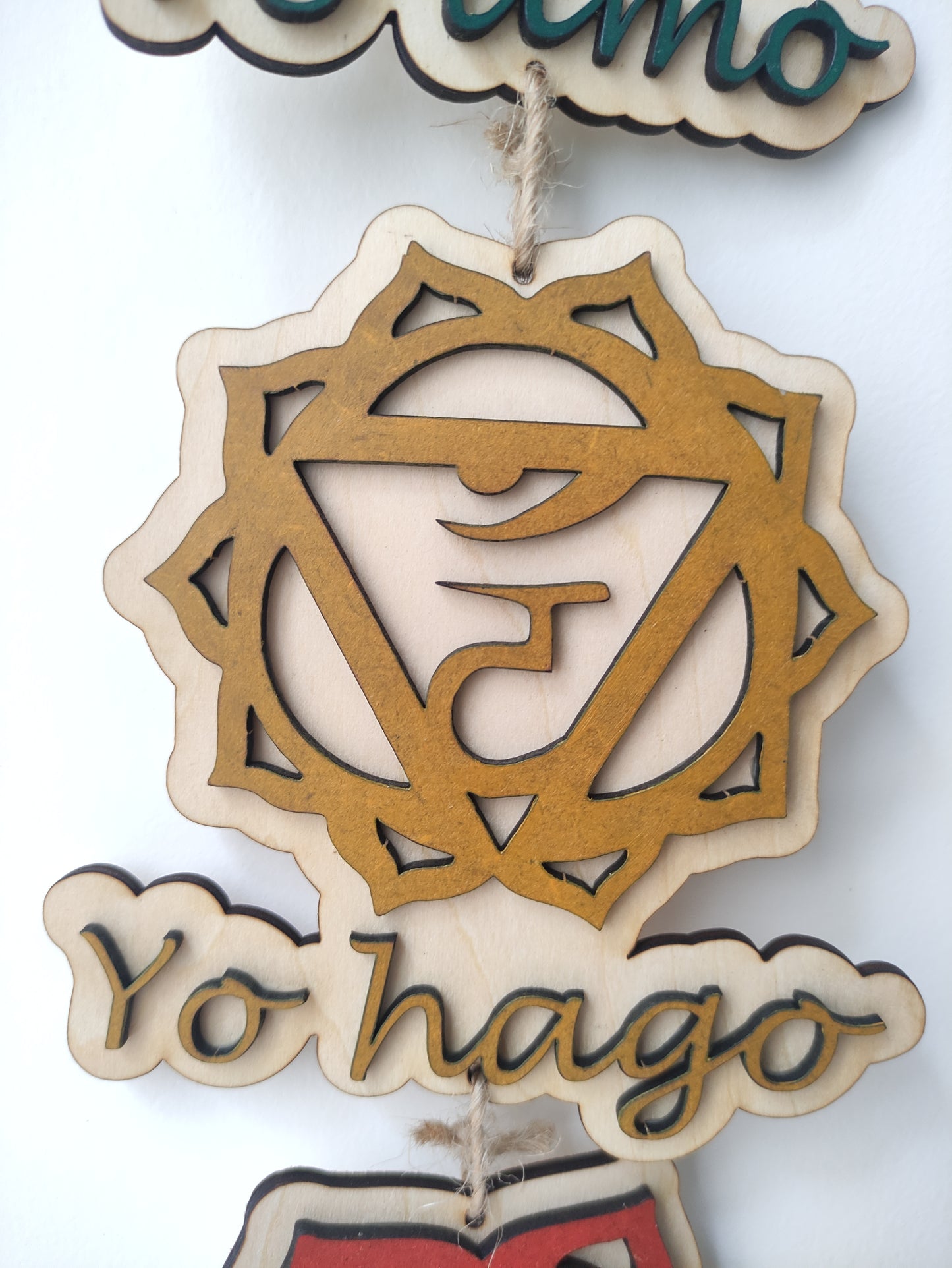 Colgante chakras con mantras