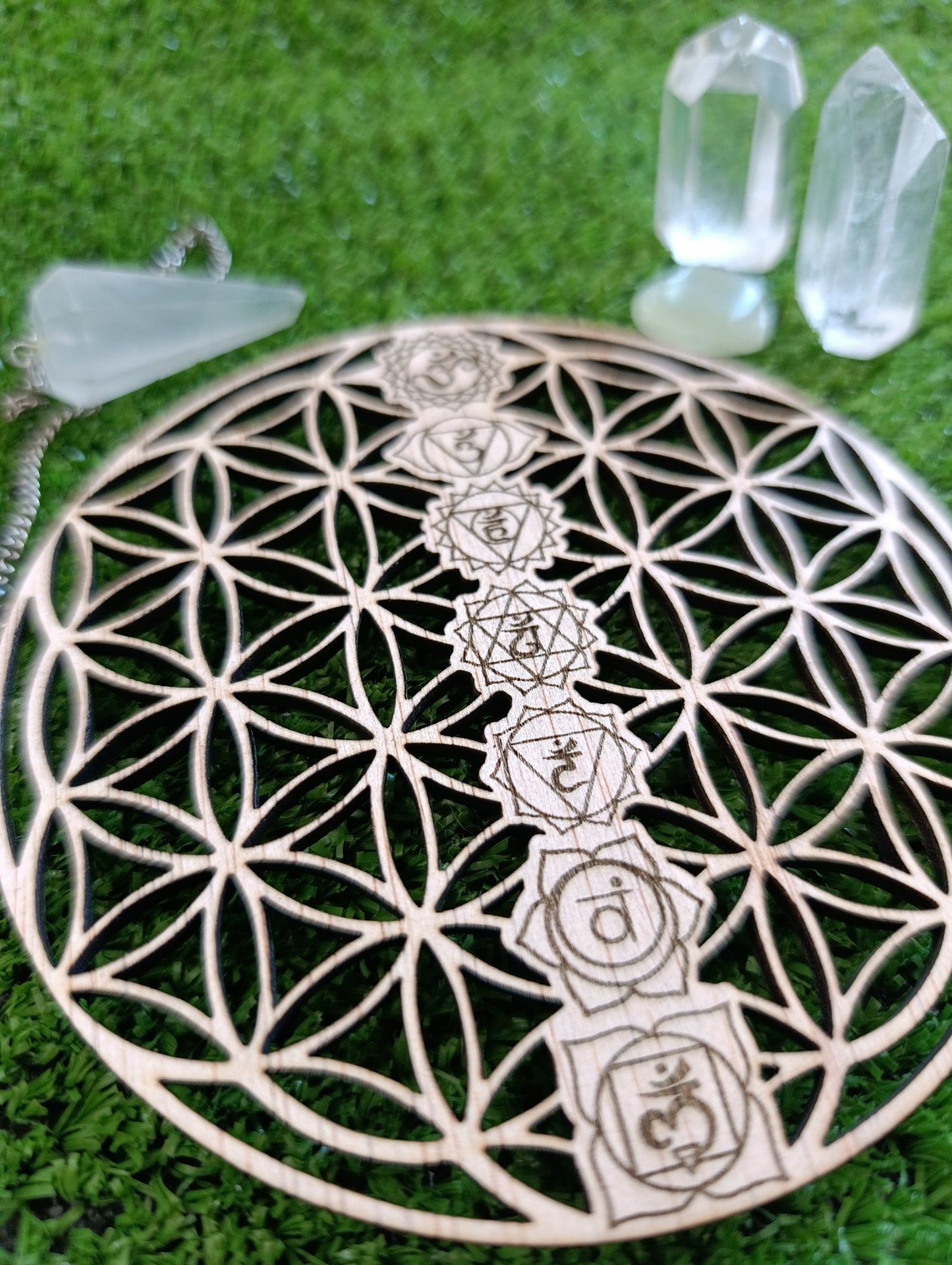 Tabla de Sanación - Flor de la Vida con Chakras