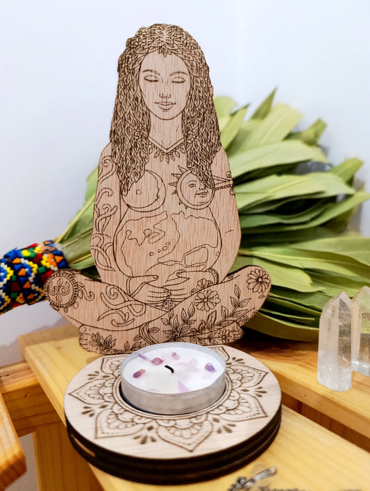 Figura Madre Tierra- raíz, vida y conexión con la naturaleza