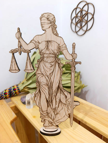 Diosa de la Justicia- Equilibrio, Alineación y Claridad