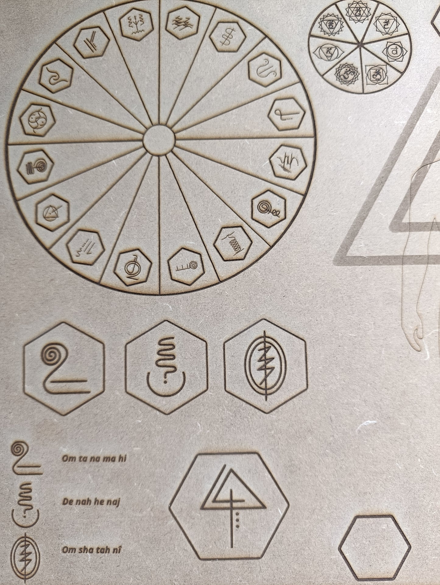 Mesa Shaj' Tâh madera de DM