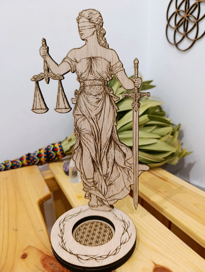 Diosa de la Justicia- Equilibrio, Alineación y Claridad