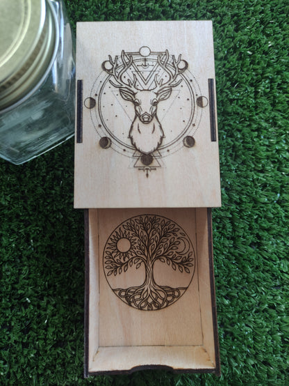 Cajita de Cerillas Ciervo y Árbol de la Vida con Sol y Luna