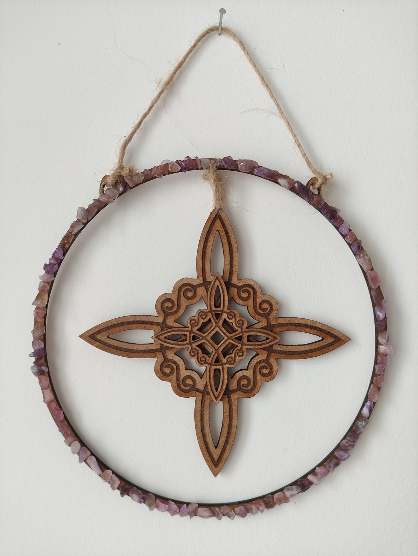 Creación para altar nudo de bruja y amatista