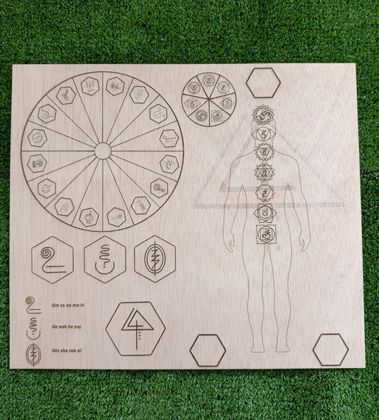 Pack Shaj' tâh madera de Okume- mesa, símbolos y cajita
