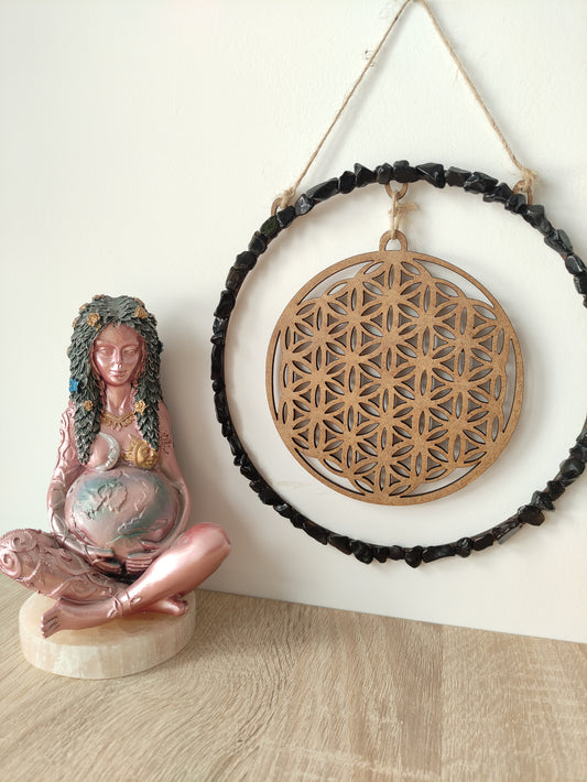 Creación para el altar flor de la vida y obsidiana negra